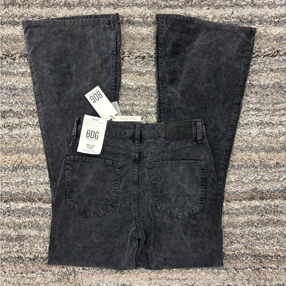 BDG Low Rise Flare Leg Corduroy Jeans Sz 28Wx32L NWT | Urban Outfitters Jeans - - Picture 13 of 13